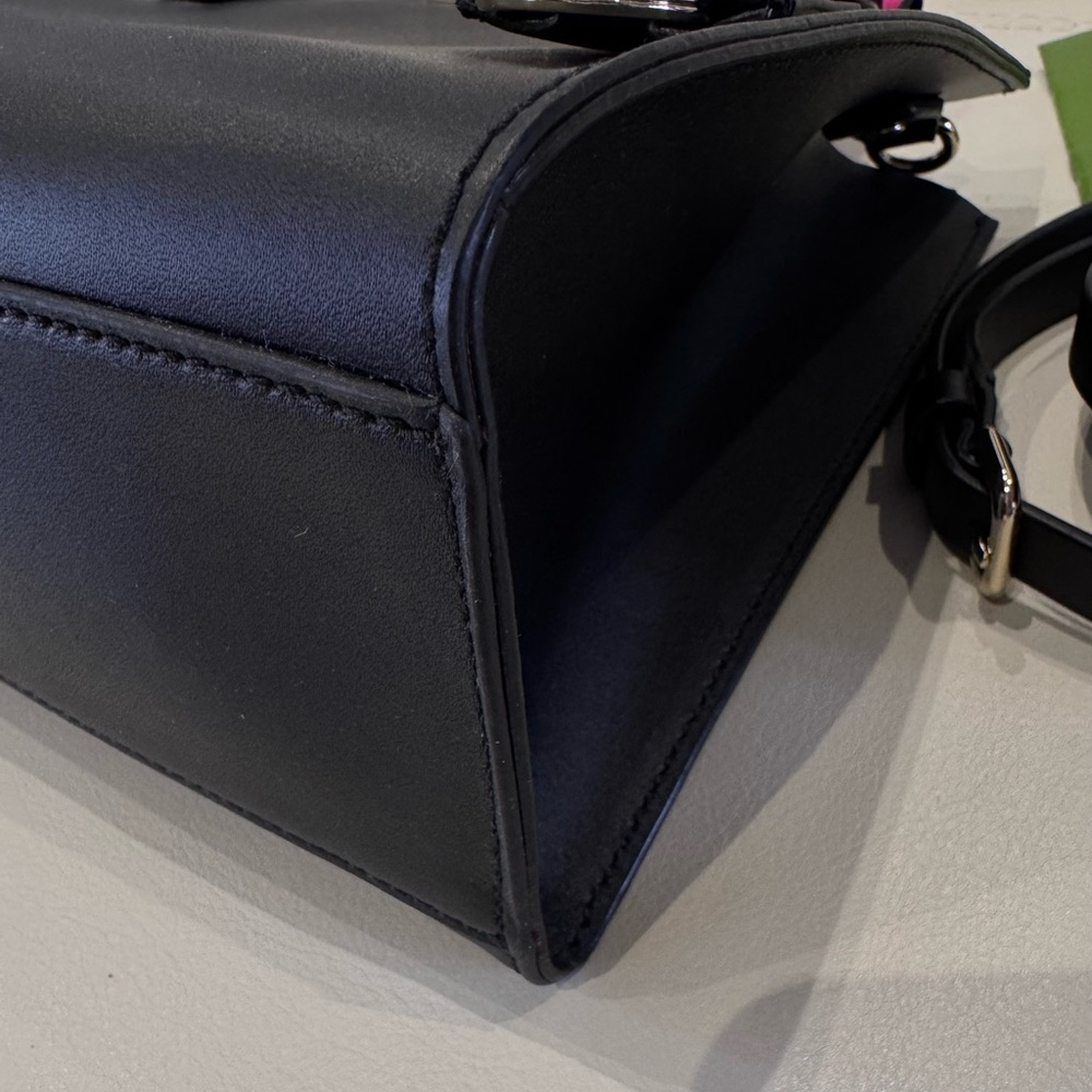 SALE‼️ Kate Spade- Black tote bag with a strap - Picture 6 of 14